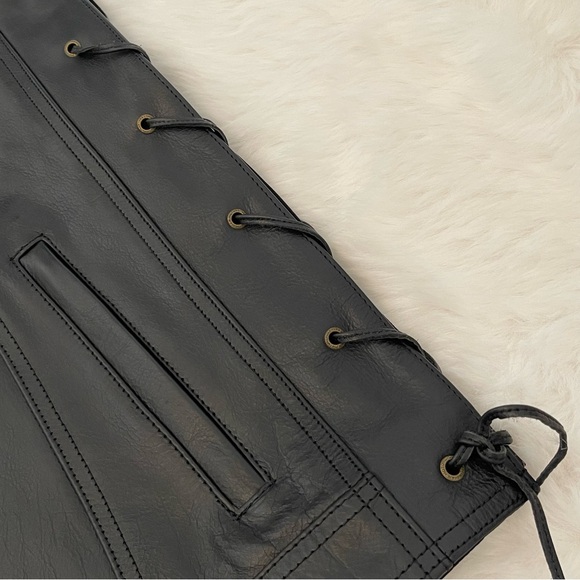 NWT Indian Motorcycle Black Leather Moto Westetn Vest - Picture 3 of 15